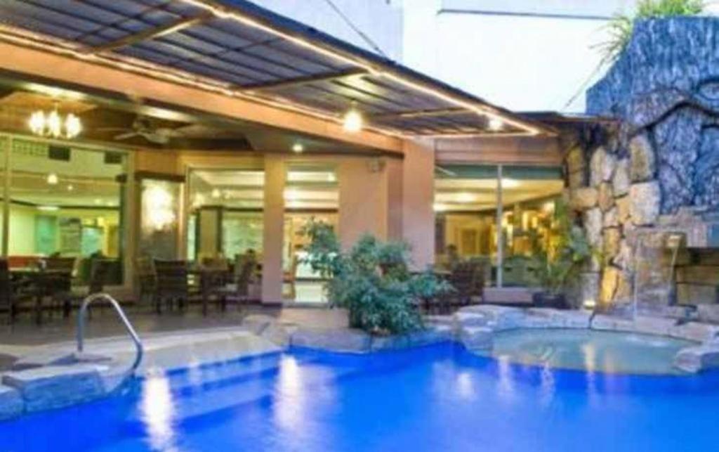 Hotel Goldenfield Kundutel Bacolod Exteriér fotografie